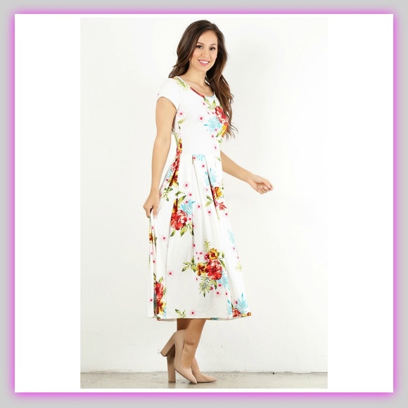 APRIL'S WHITE FLORAL DRESS - Picture 2 of 4